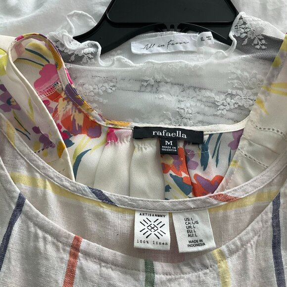 Bundle of 3!!  cool summer tops - Picture 2 of 3